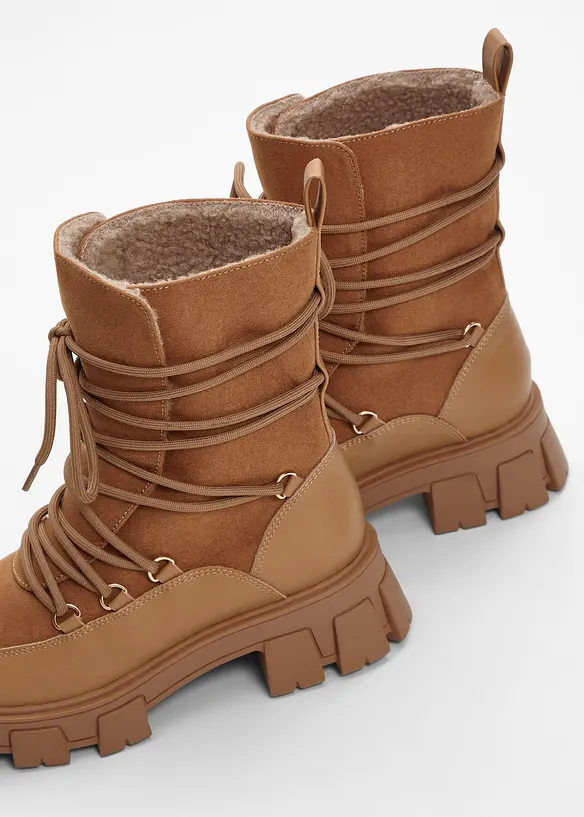 Boots lacées et doublées, bonprix