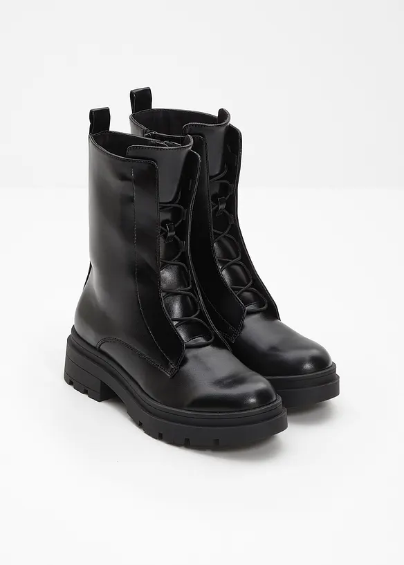 Boots lacées à semelle crantée, bonprix