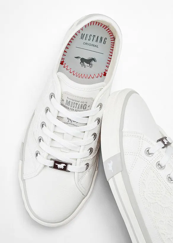 Tennis Mustang avec dentelle, Mustang