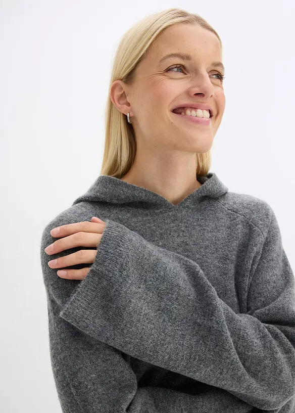 Pull en maille à capuche, bonprix