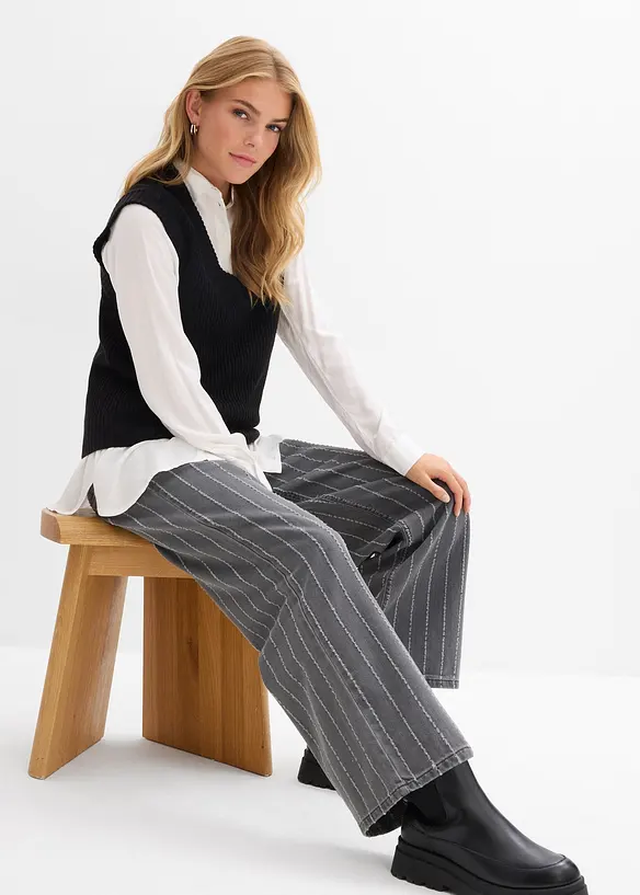 Jean large taille haute, effets destroy, bonprix