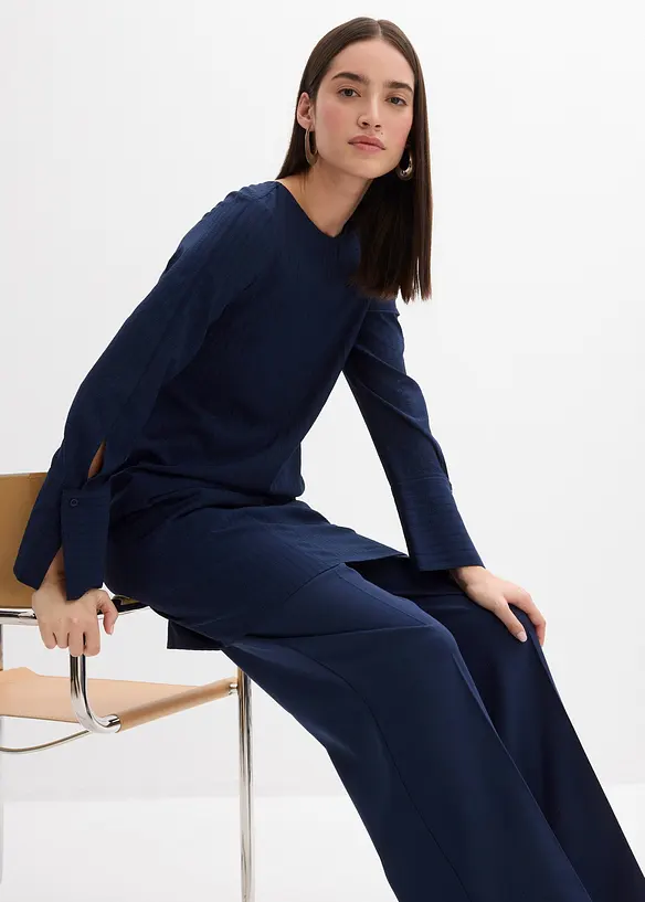 Robe courte et texturée, bonprix