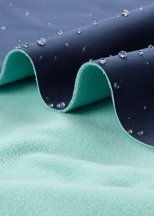 Veste softshell imperméable à capuche, bonprix