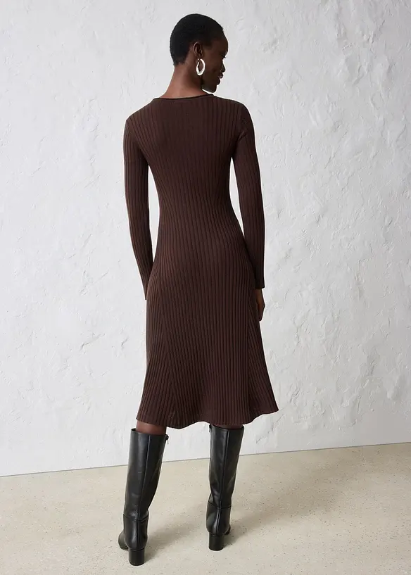 Robe pull en laine mérinos, bonprix