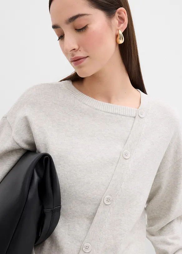 Pull en fine maille à boutons asymétriques, bonprix