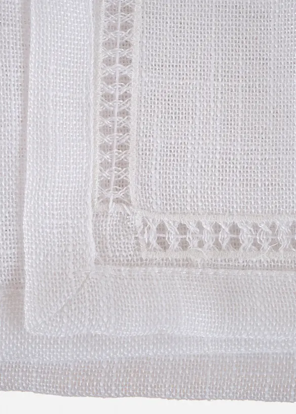 Lot de 2 serviettes en tissu avec broderie anglaise, bonprix