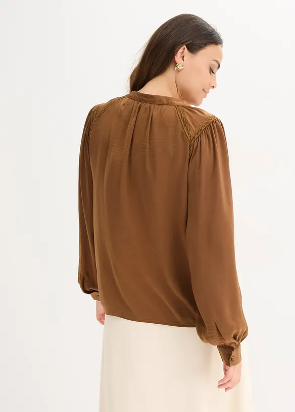 Blouse en satin avec galons en dentelle, bonprix