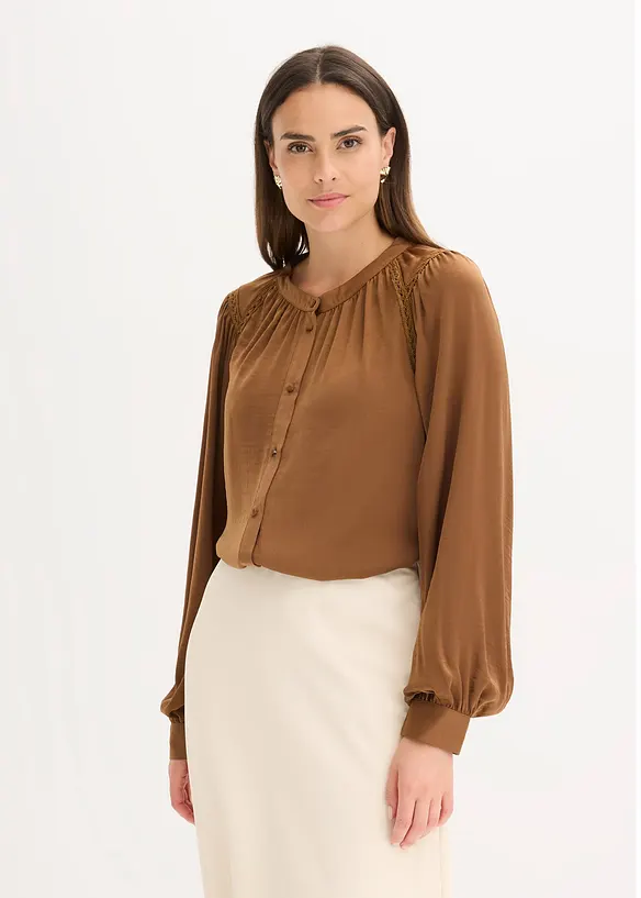 Blouse en satin avec galons en dentelle, bonprix