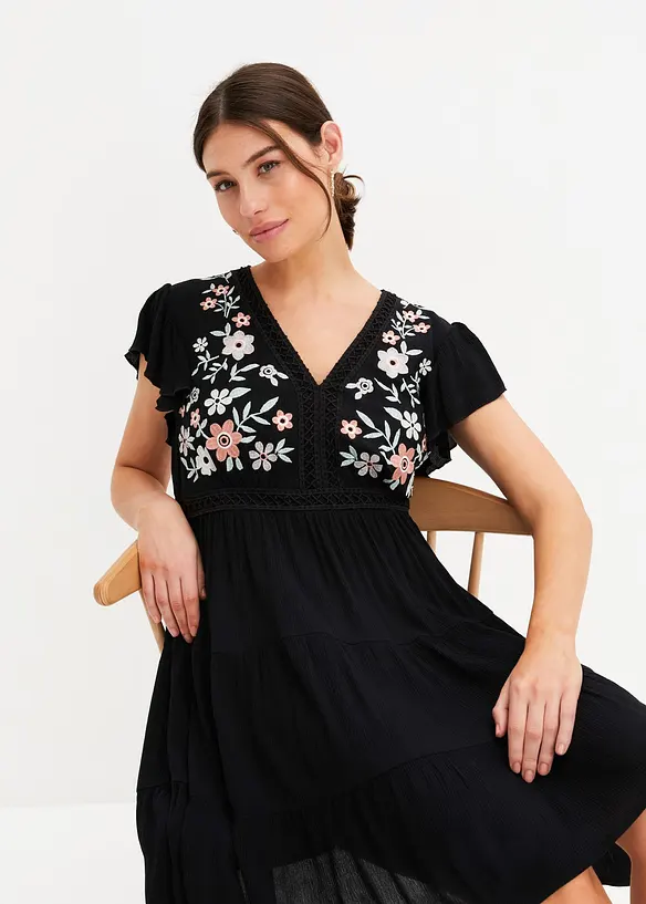 Robe à broderies, bonprix