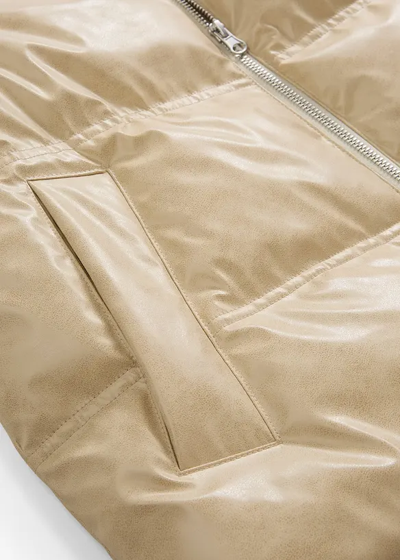 Gilet sans manches enduit et matelass&eacute;, bonprix