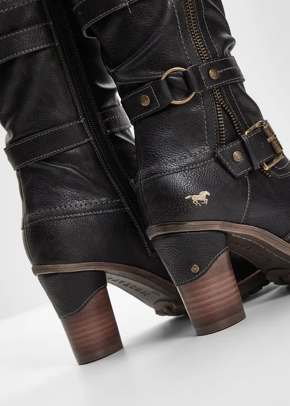 Bottes Mustang, Mustang