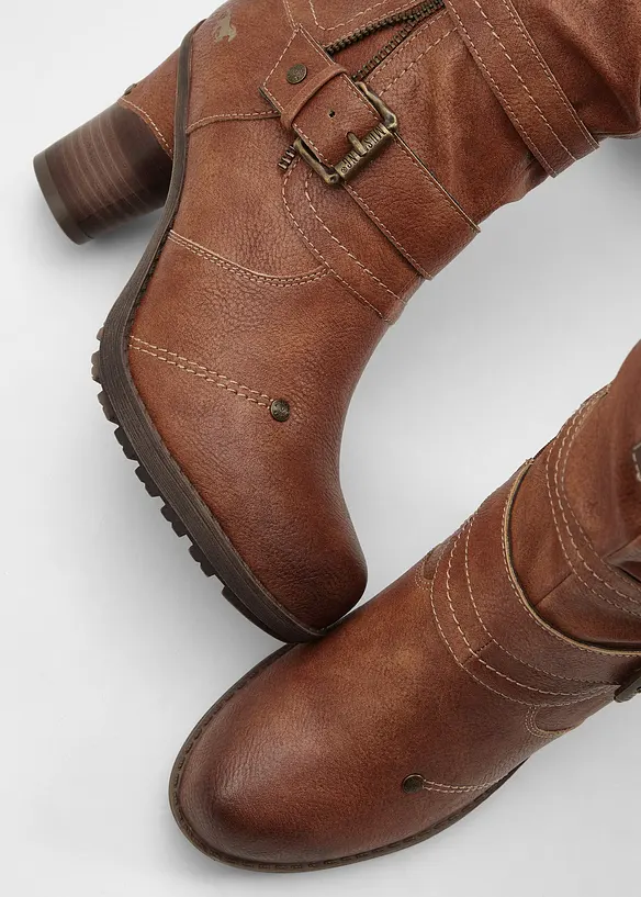 Bottes Mustang, Mustang