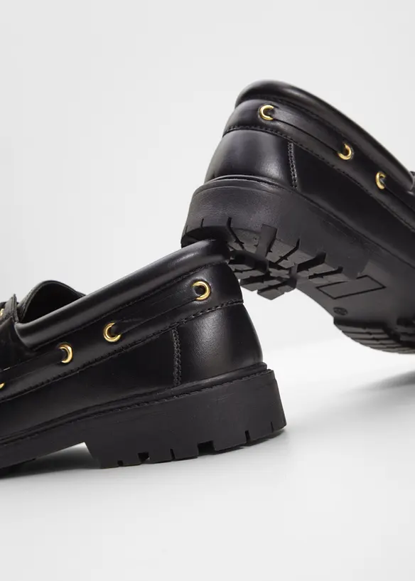 Mocassins lacés, bonprix