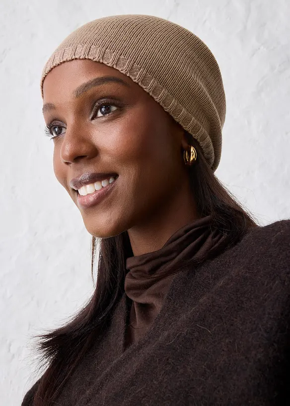 Bonnet en fine maille de laine mérinos, bonprix