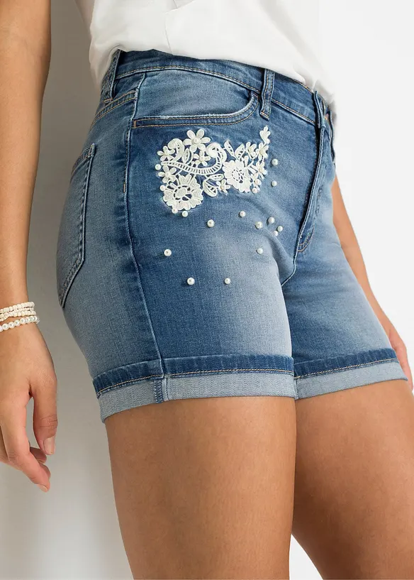 Short en jean taille mi-haute avec détails décoratifs, bonprix