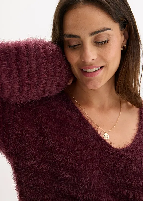 Pull long duveteux, bonprix