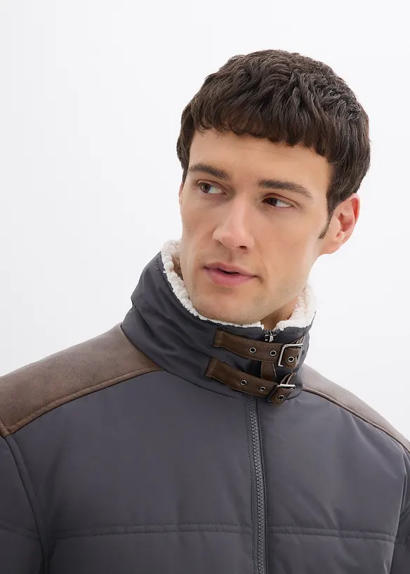 Doudoune courte déperlante avec détails enduits, bonprix