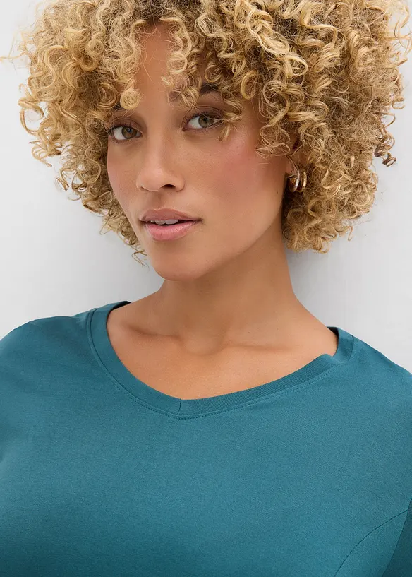 T-shirt &agrave; manches longues en viscose douce, bonprix