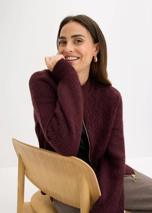 Gilet en maille torsad&eacute;e, bonprix