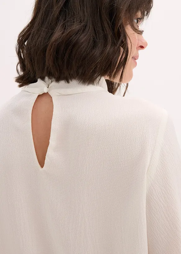 Blouse fluide en satin, bonprix