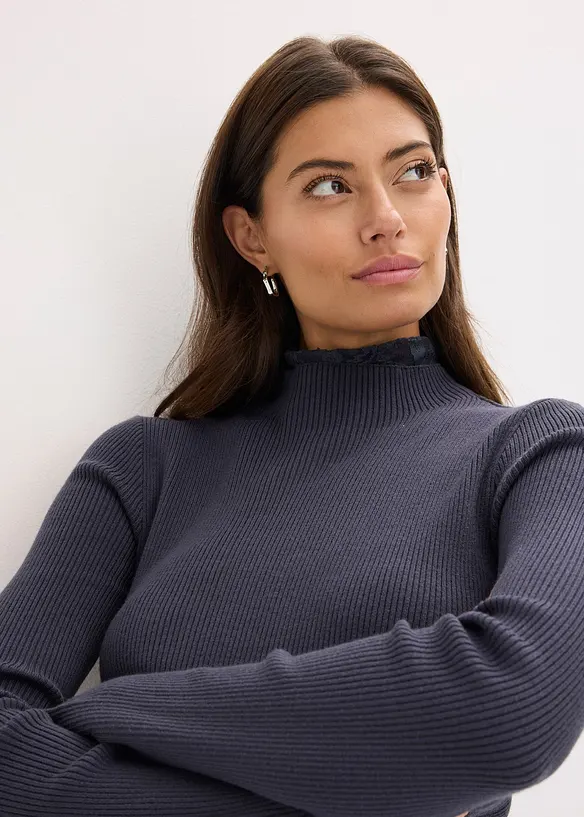 Pull côtelé en viscose mélangée fluide, bonprix