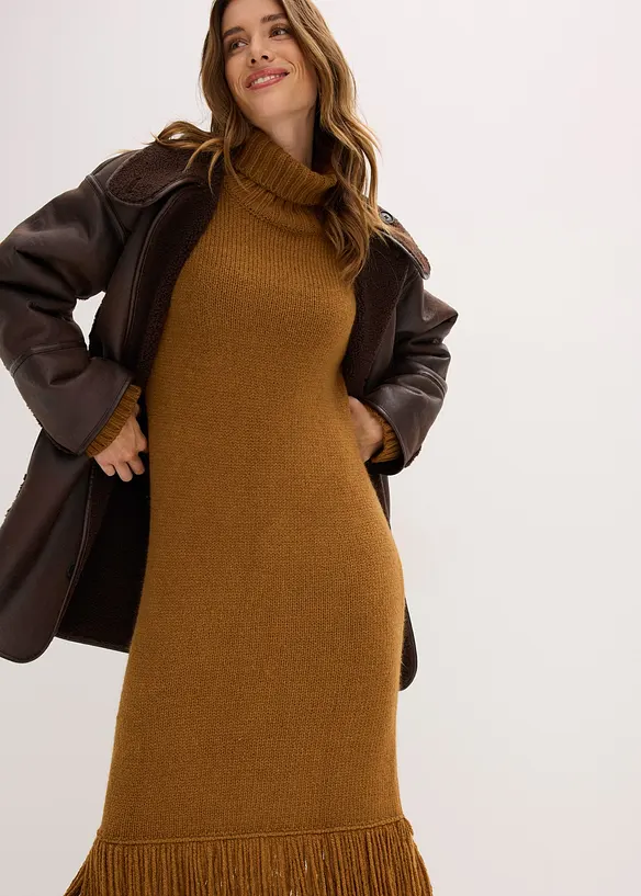 Robe en maille avec franges à la base, bonprix