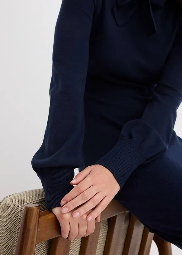 Robe pull fluide en viscose mélangée, bonprix