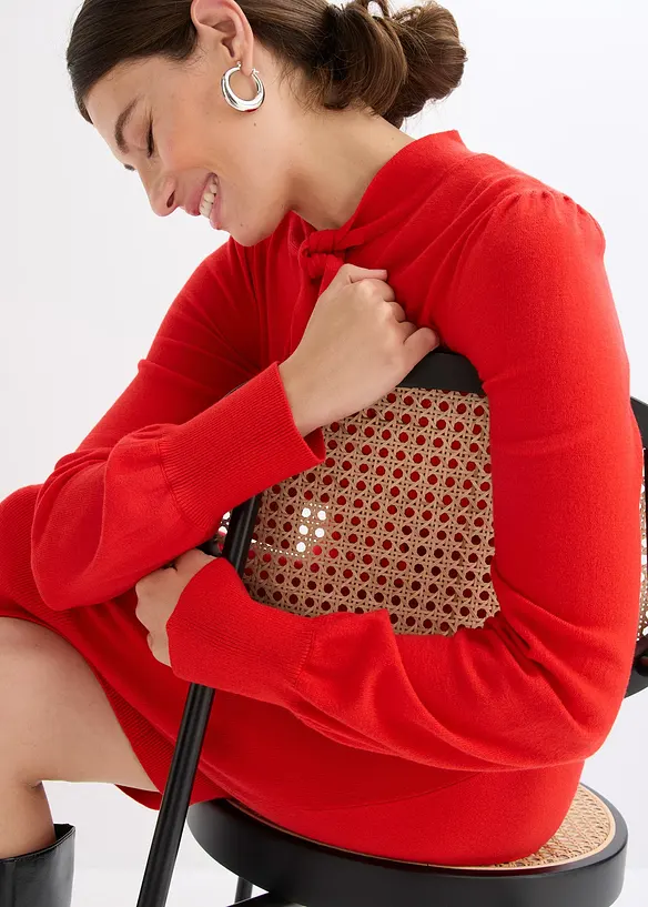 Robe pull fluide en viscose mélangée, bonprix