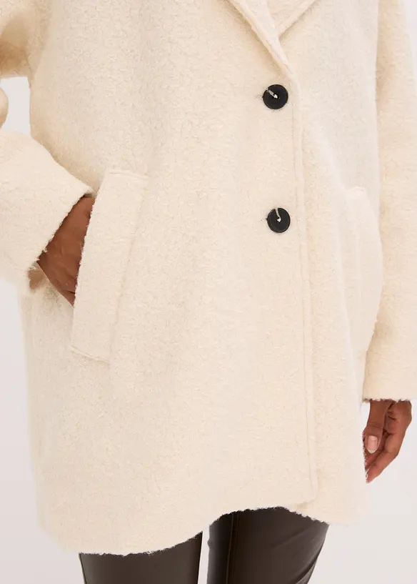 Manteau court et oversize en maille bouclette, bonprix