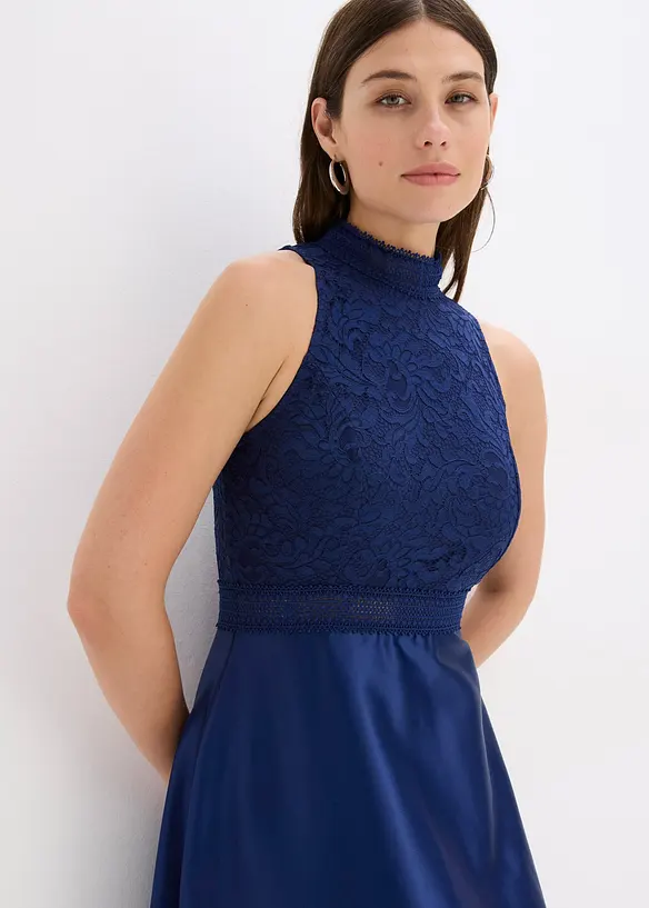 Robe longue en satin brillant et dentelle, bonprix