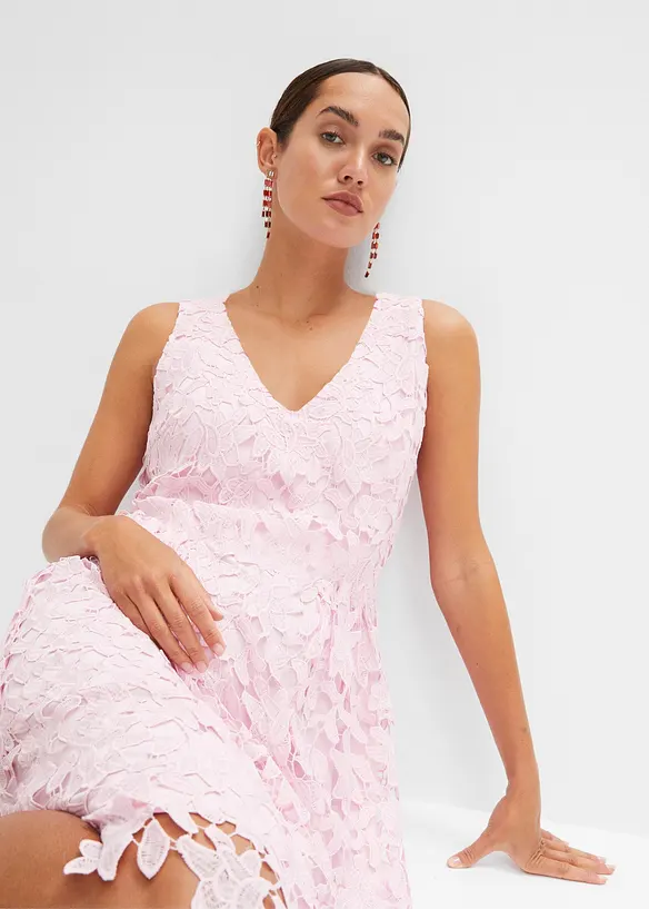 Robe en dentelle avec empiècement au crochet, bonprix