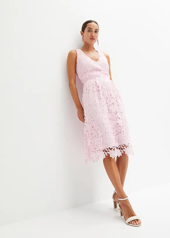 Robe en dentelle avec empiècement au crochet, bonprix
