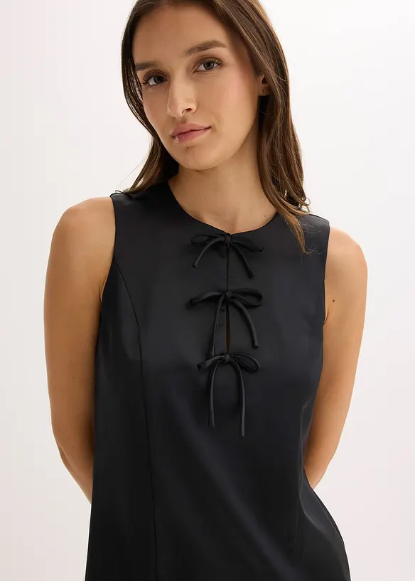 Robe courte en satin brillant, bonprix