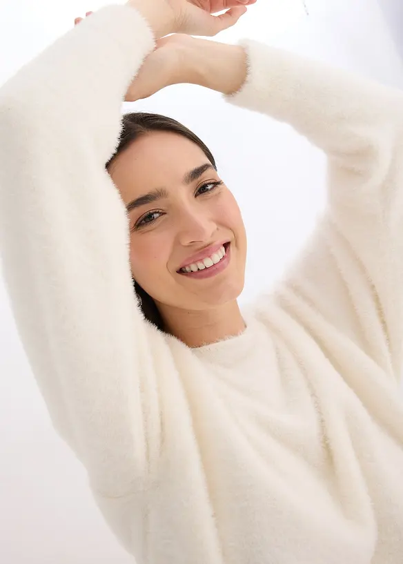 Pull long en maille poilue douce, bonprix