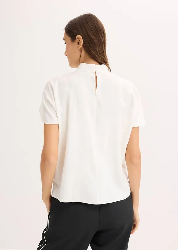Blouse élégante à manches courtes en satin brillant, bonprix