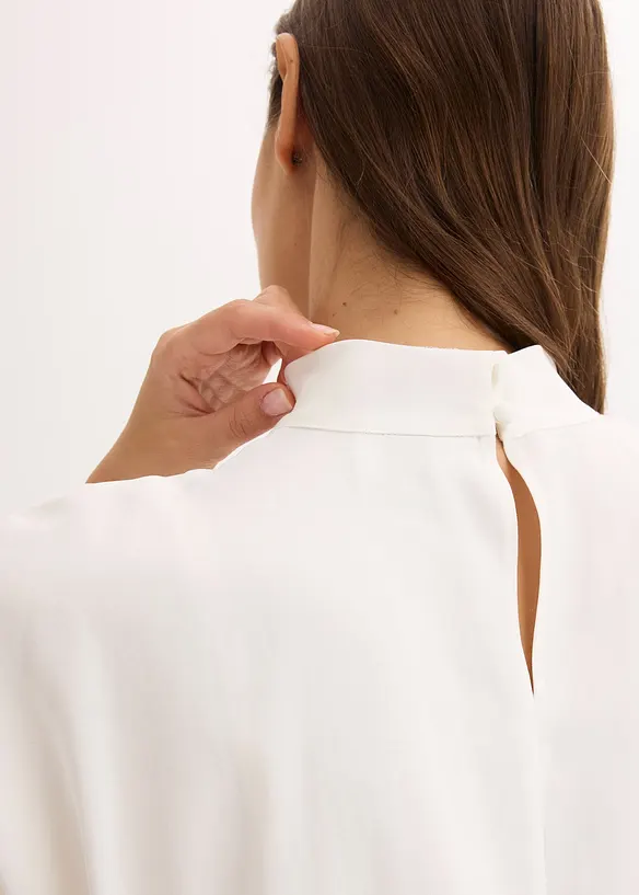 Blouse élégante à manches courtes en satin brillant, bonprix