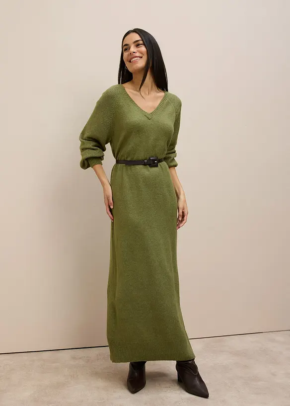 Robe midi oversize en maille, bonprix