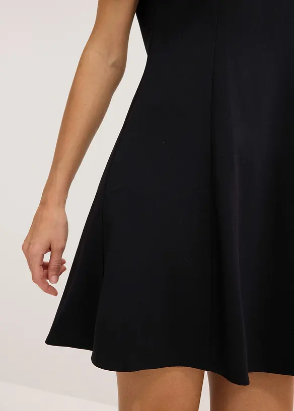 Robe courte, coupe patineuse, bonprix