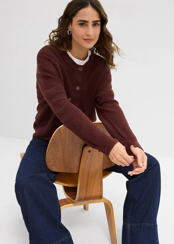 Gilet en fine maille à col rond, bonprix