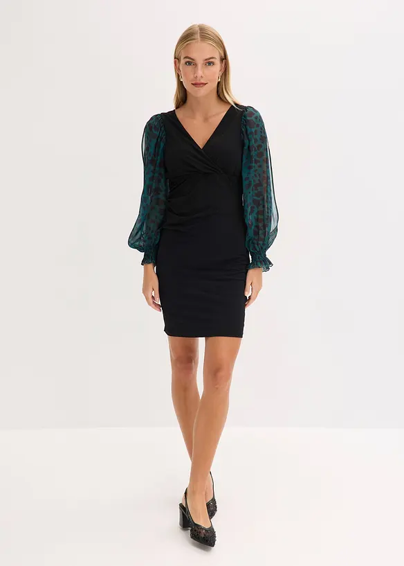 Robe courte et près du corps à manches fendues, bonprix