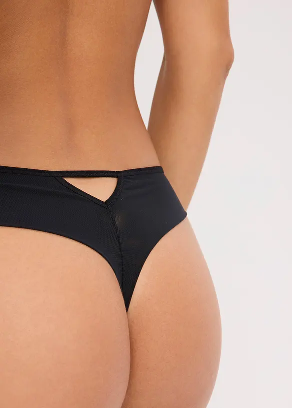 String avec dos sans coutures, bonprix