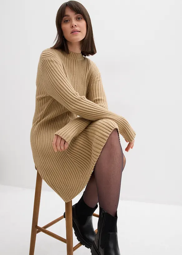 Robe courte en maille douce, bonprix