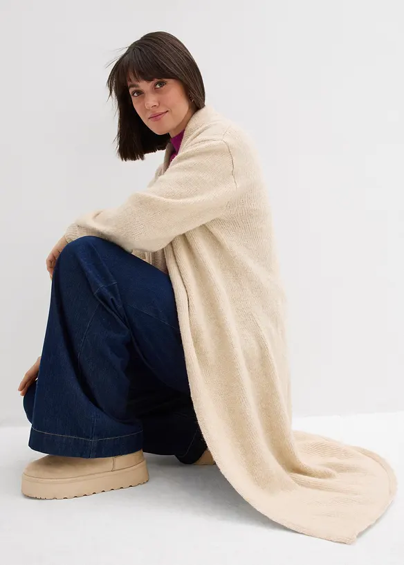 Gilet long en maille poilue, bonprix