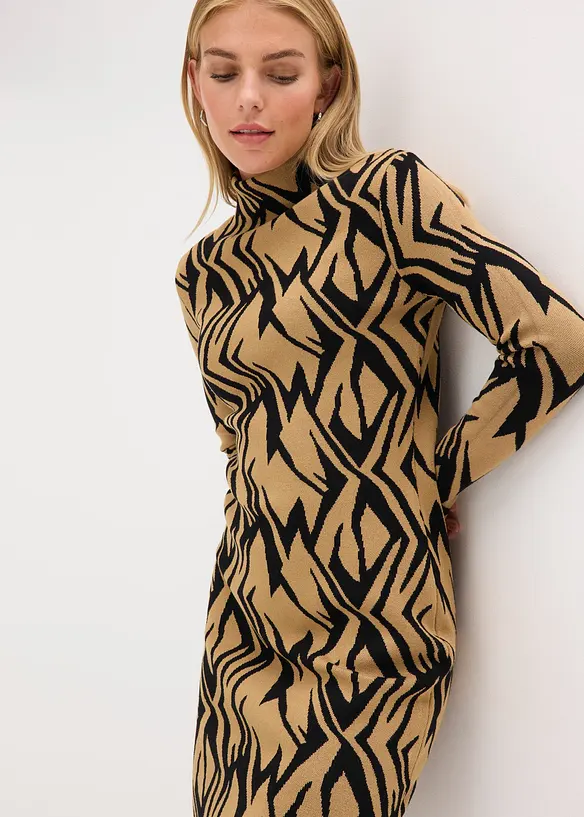 Robe en maille ajustée à col montant, bonprix