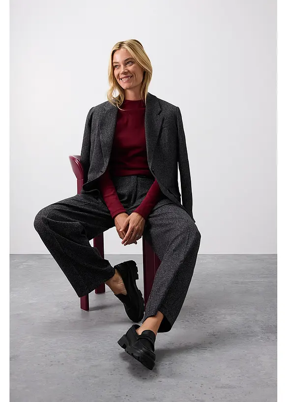 T-shirt manches longues en mati&egrave;re c&ocirc;tel&eacute;e, bonprix