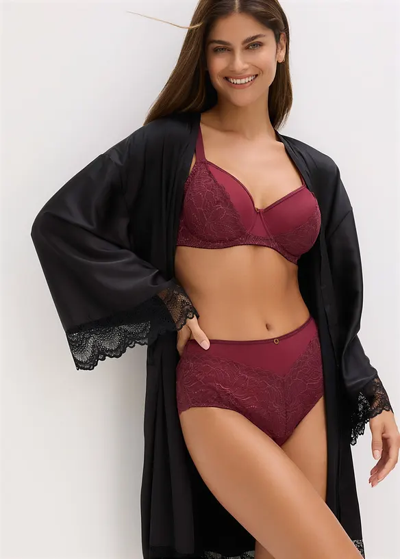 Soutien-gorge à armatures avec une jolie dentelle, bonprix