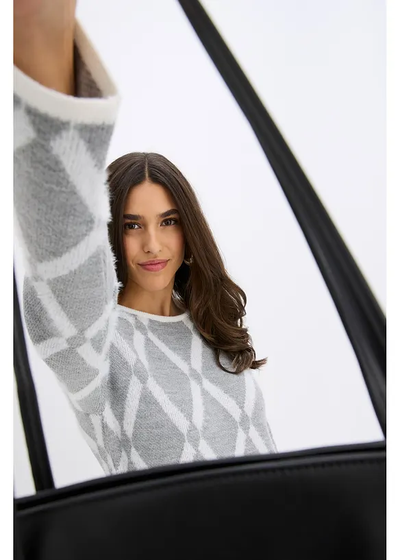 Robe en maille poilue avec motif en losange, bonprix