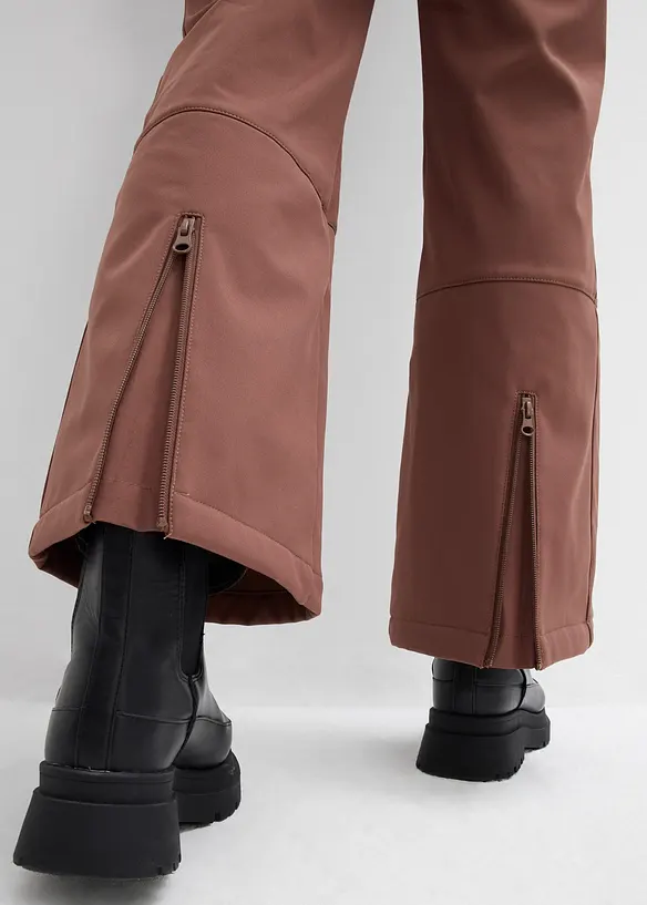 Combinaison de ski rembourr&eacute;e en softshell d&eacute;perlant, bonprix