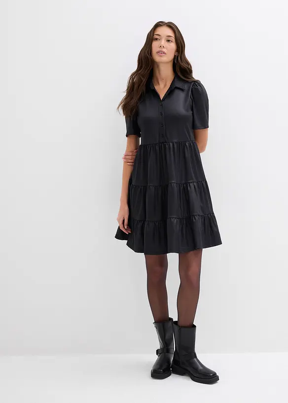 Robe courte en matière brillante, bonprix