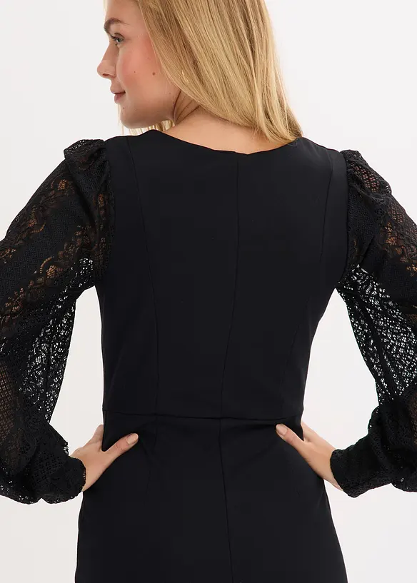 Robe courte avec décolleté plongeant, bonprix